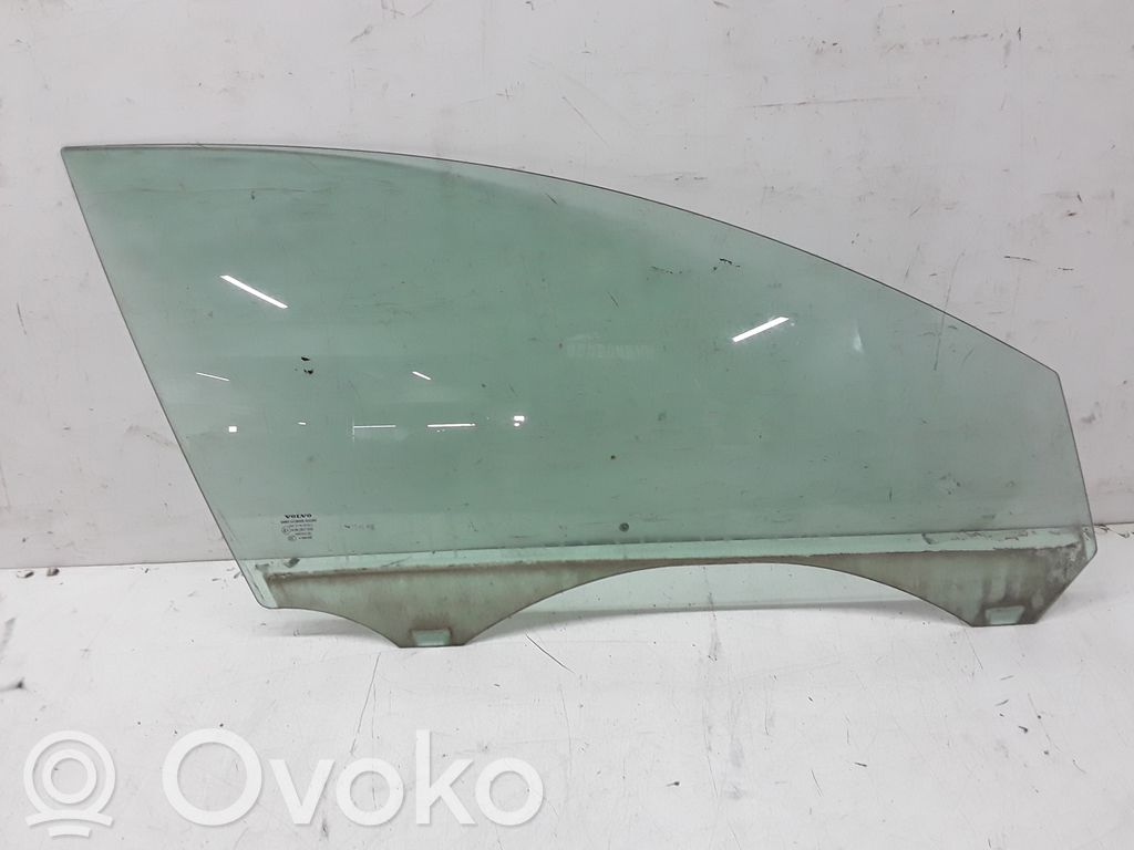 Volvo V50 Luna de la puerta delantera cuatro puertas 