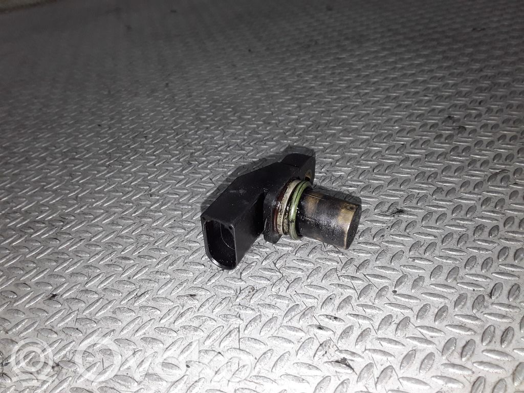 BMW 5 E39 Crankshaft position sensor 