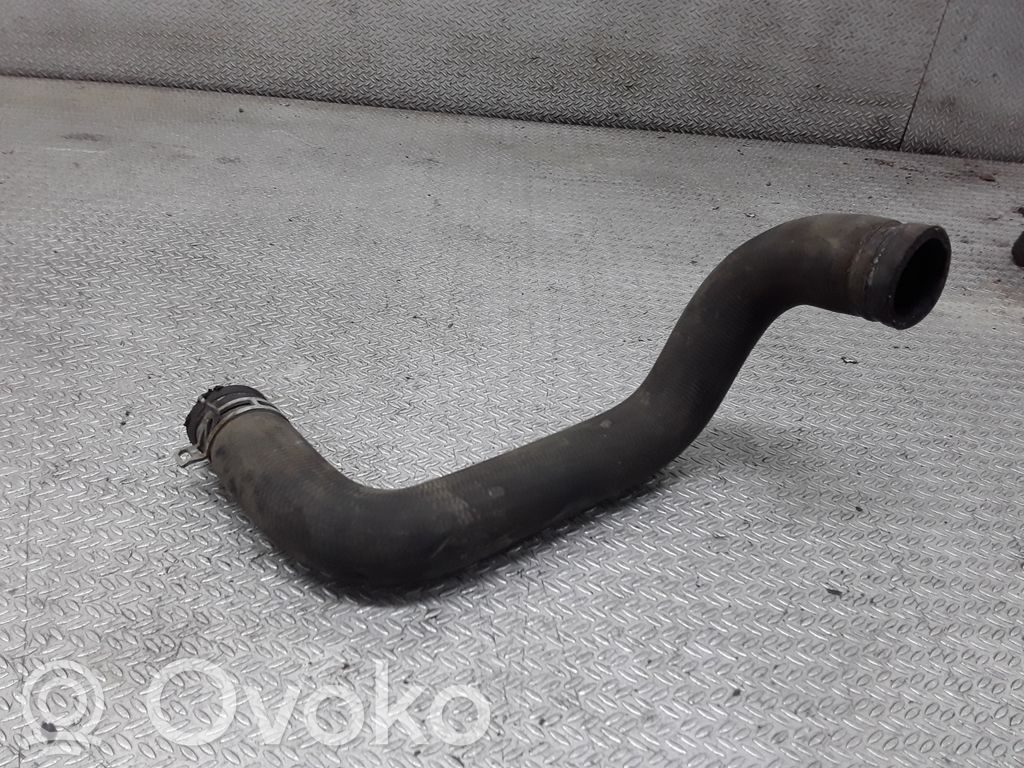 Engine coolant pipe/hose