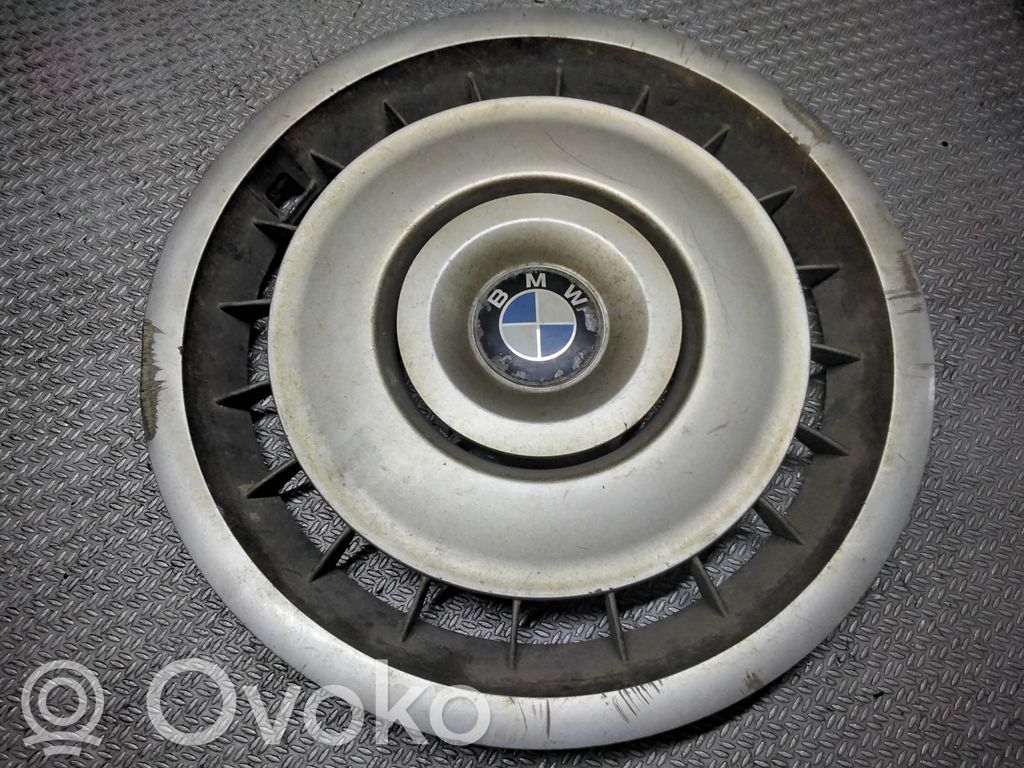 BMW 5 E34 Originalus R15 rato gaubtas (-ai) 