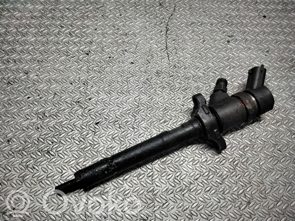 Injecteur de carburant   0445110188