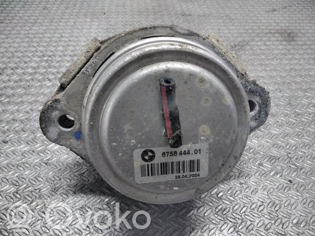 Engine mount bracket   675844401
