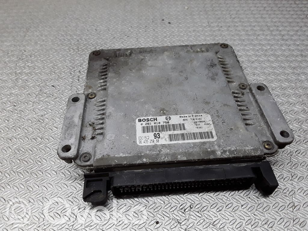Citroen Xsara Picasso Engine control unit/module 