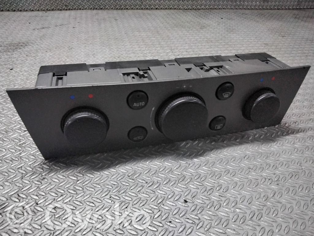 Opel Vectra C Climate control unit 