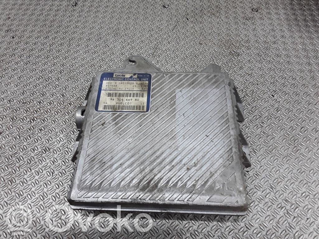 Peugeot 406 Engine control unit/module 