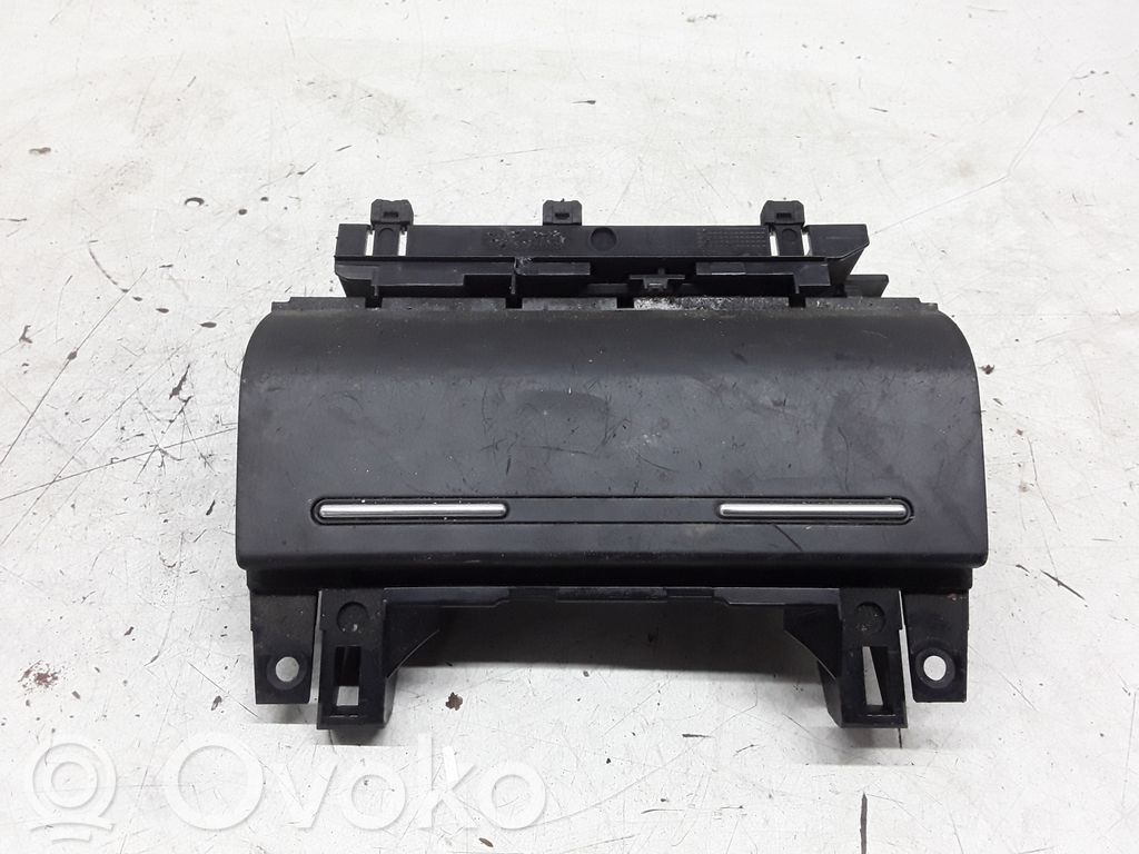 Audi A4 S4 B6 8E 8H Posacenere auto