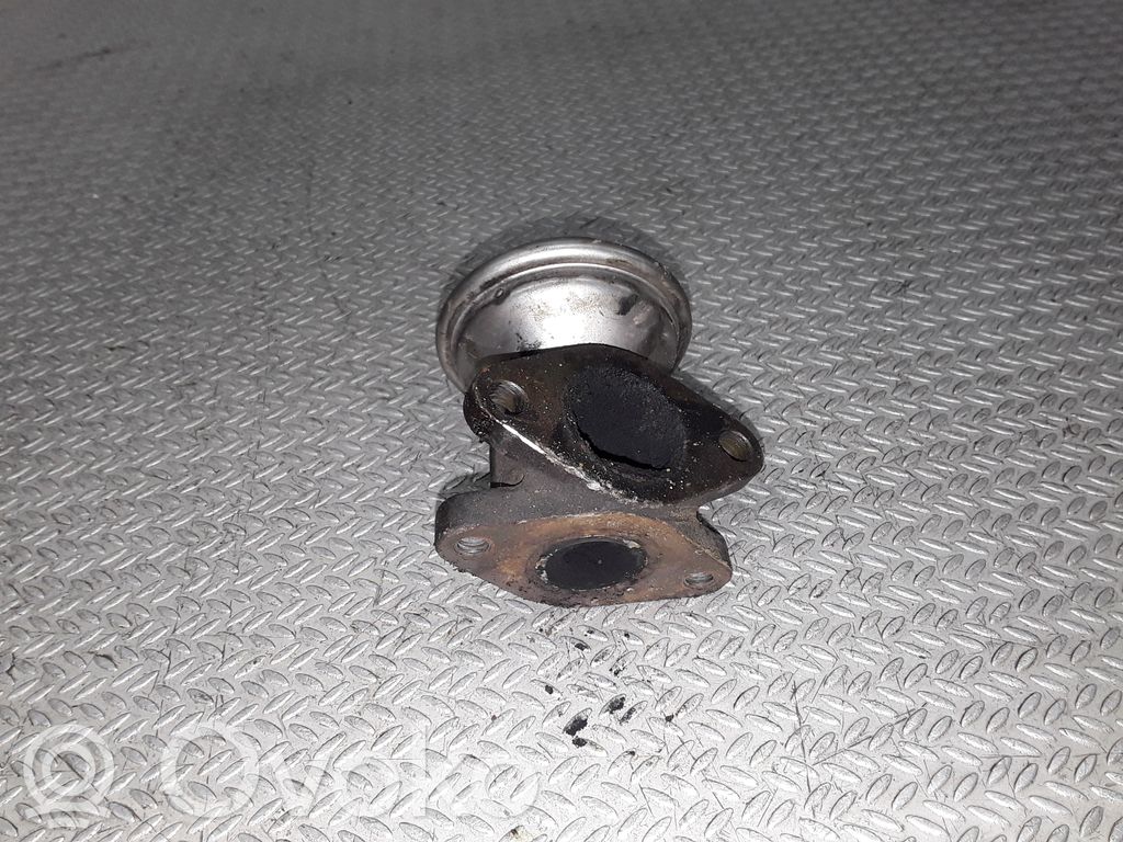 Audi A6 S6 C4 4A Válvula EGR 