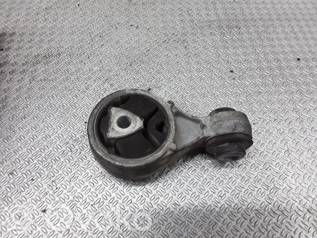 Renault Scenic II -  Grand scenic II Engine mount bracket 