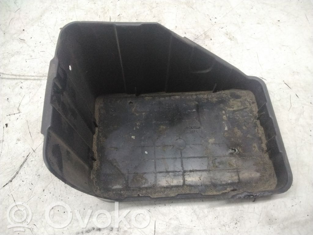 Honda FR-V Boîte de batterie 