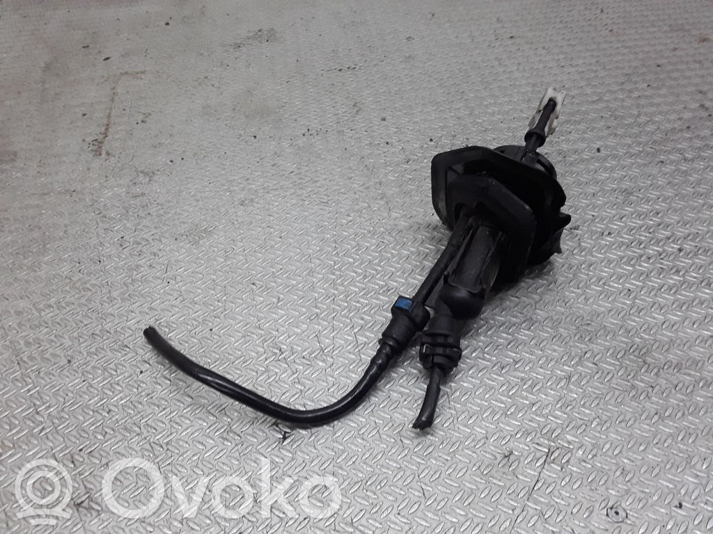 Ford Mondeo MK IV Kytkimen pääsylinteri 