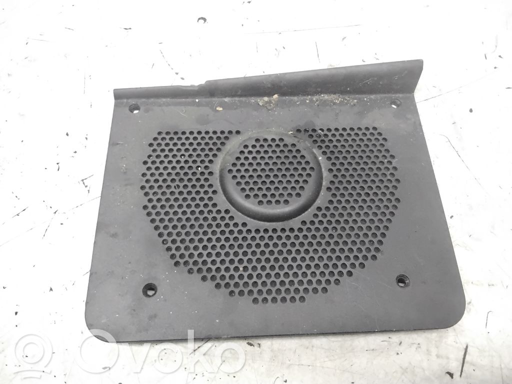 BMW 5 E60 E61 Subwoofera reste/apdare 