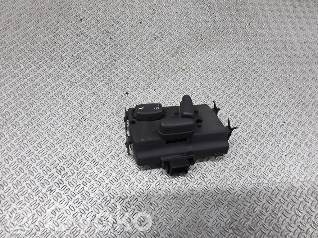 Seat control switch   0YD10TRMAD