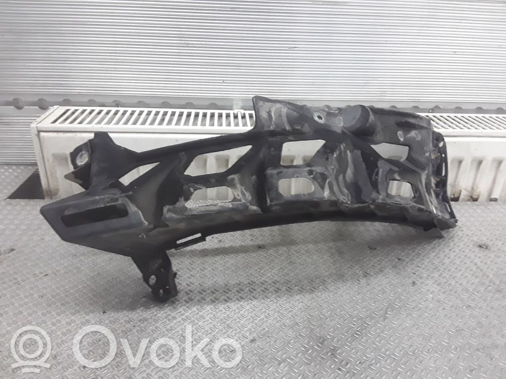 Renault Megane II Uchwyt / Mocowanie zderzaka tylnego 