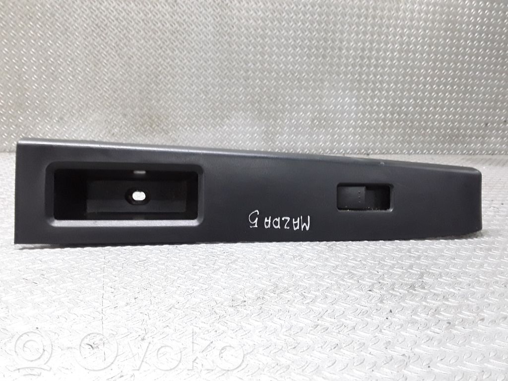 Electric window control switch   CC29684L1C02