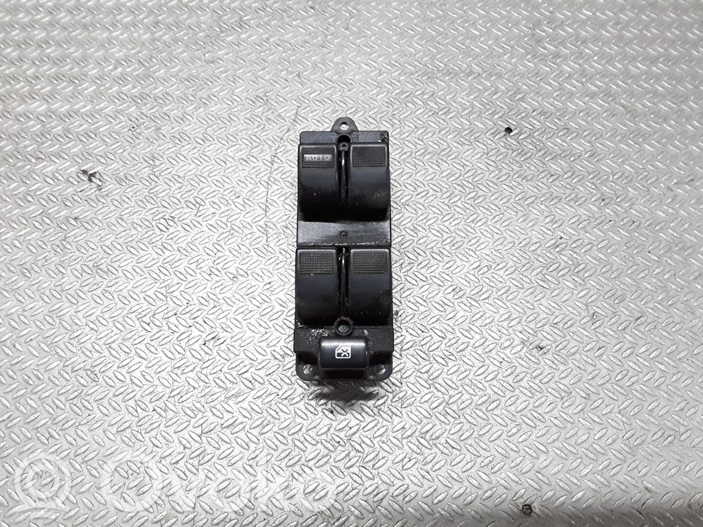 Electric window control switch   LD6266350