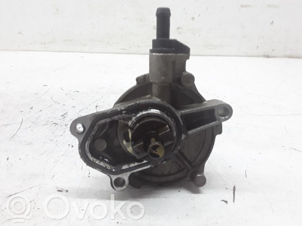 KIA Rio Pompe à vide 