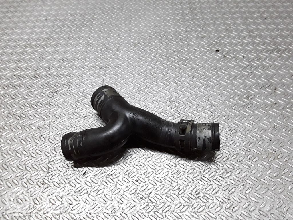 Engine coolant pipe/hose   06C131848B