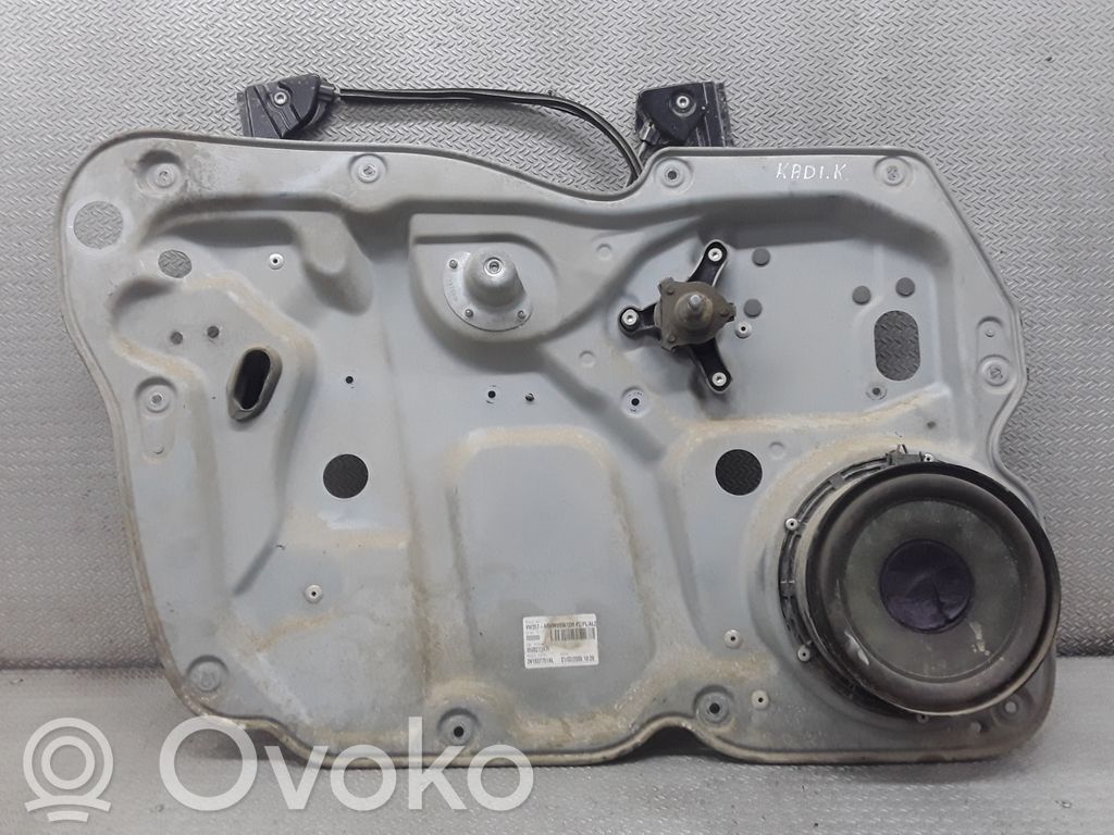 Regulador manual de la ventanilla delantera   1T0837755H