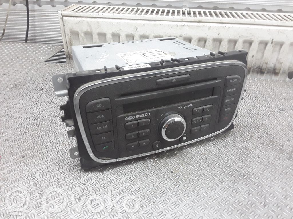 Panel / Radioodtwarzacz CD/DVD/GPS   7M5T18C815BA
