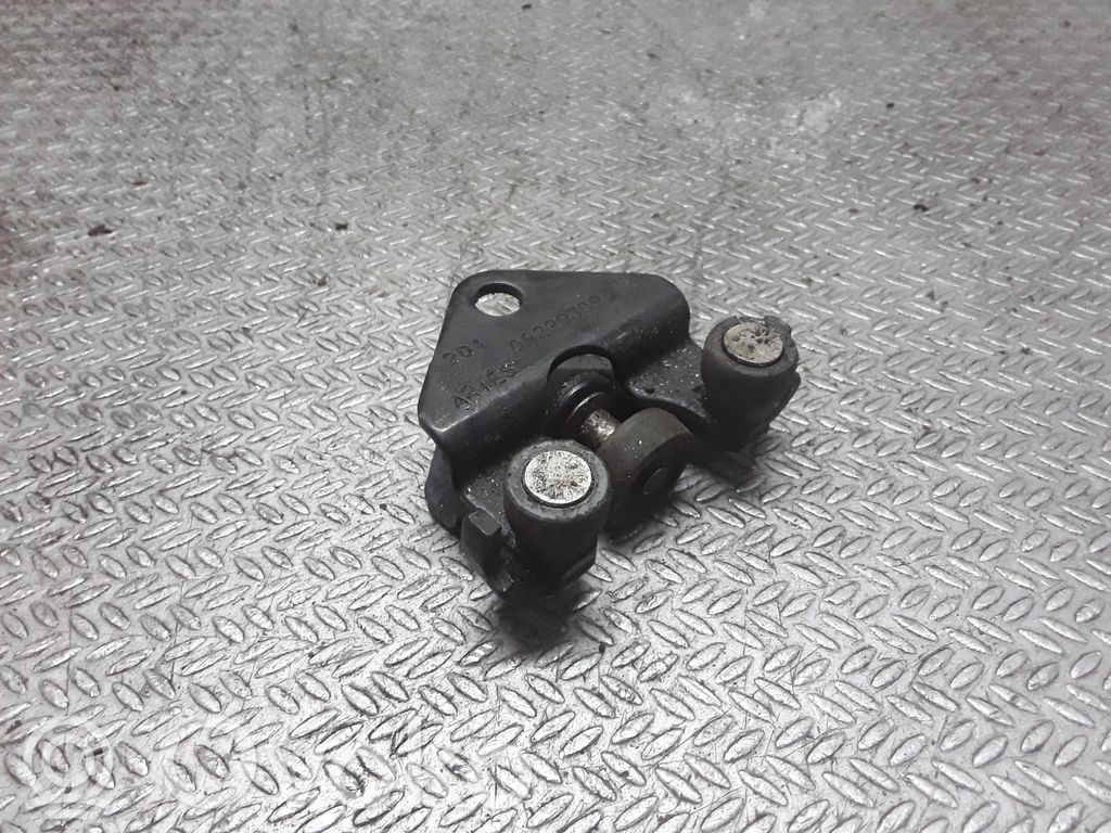 Opel Combo C Sliding door lower roller guide/hinge 