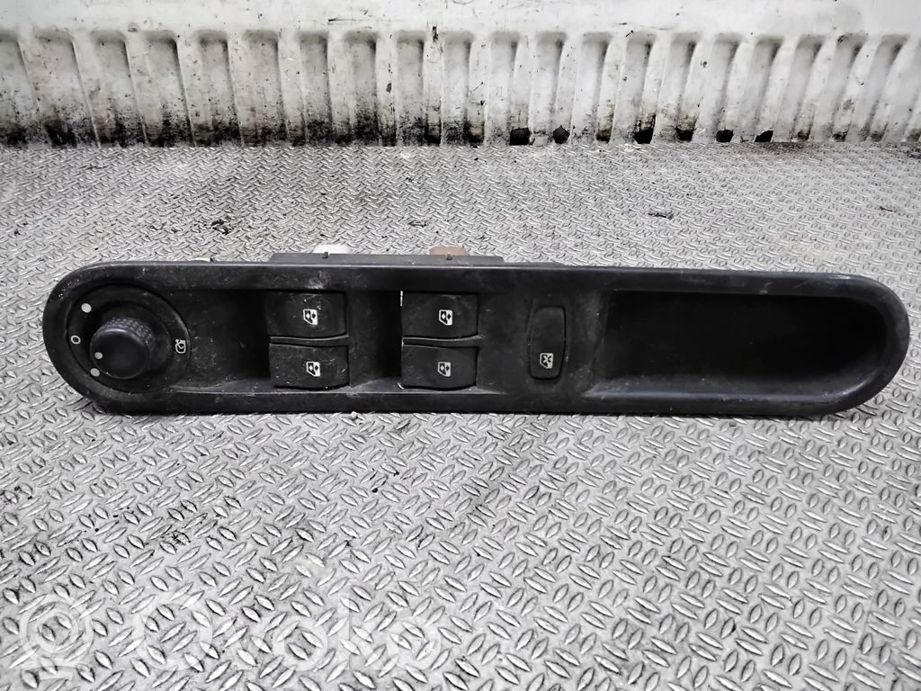 Renault Espace -  Grand espace IV Electric window control switch 