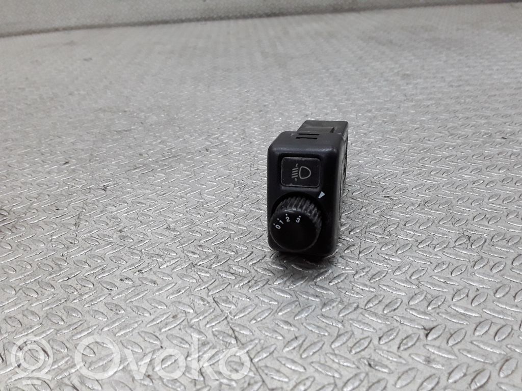 Headlight level height control switch