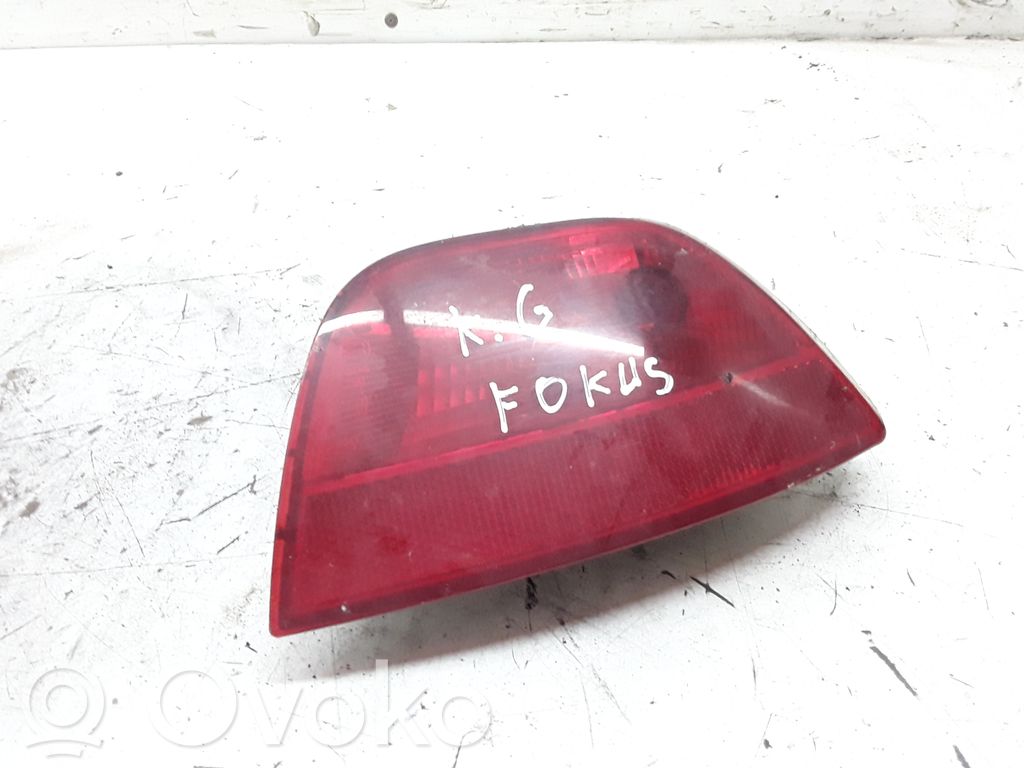 Ford Focus Takasumuvalo 