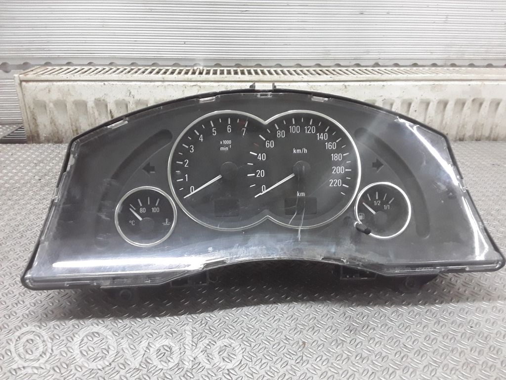 Opel Meriva A Speedometer (instrument cluster) 
