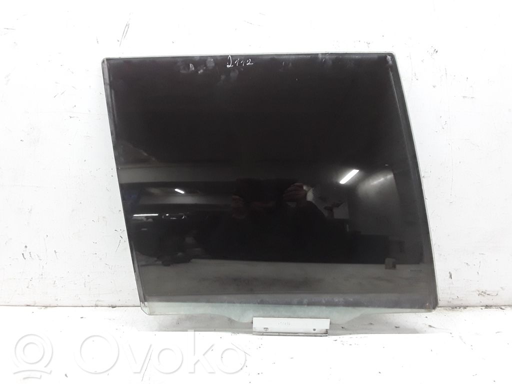 Rear door window glass