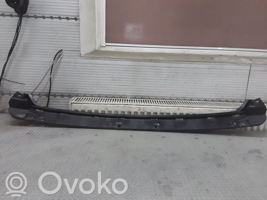 BMW 7 E65 E66 Задний держатель бампера 