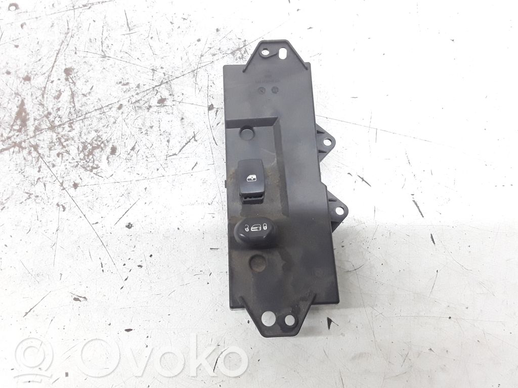 Chrysler Pacifica Electric window control switch 