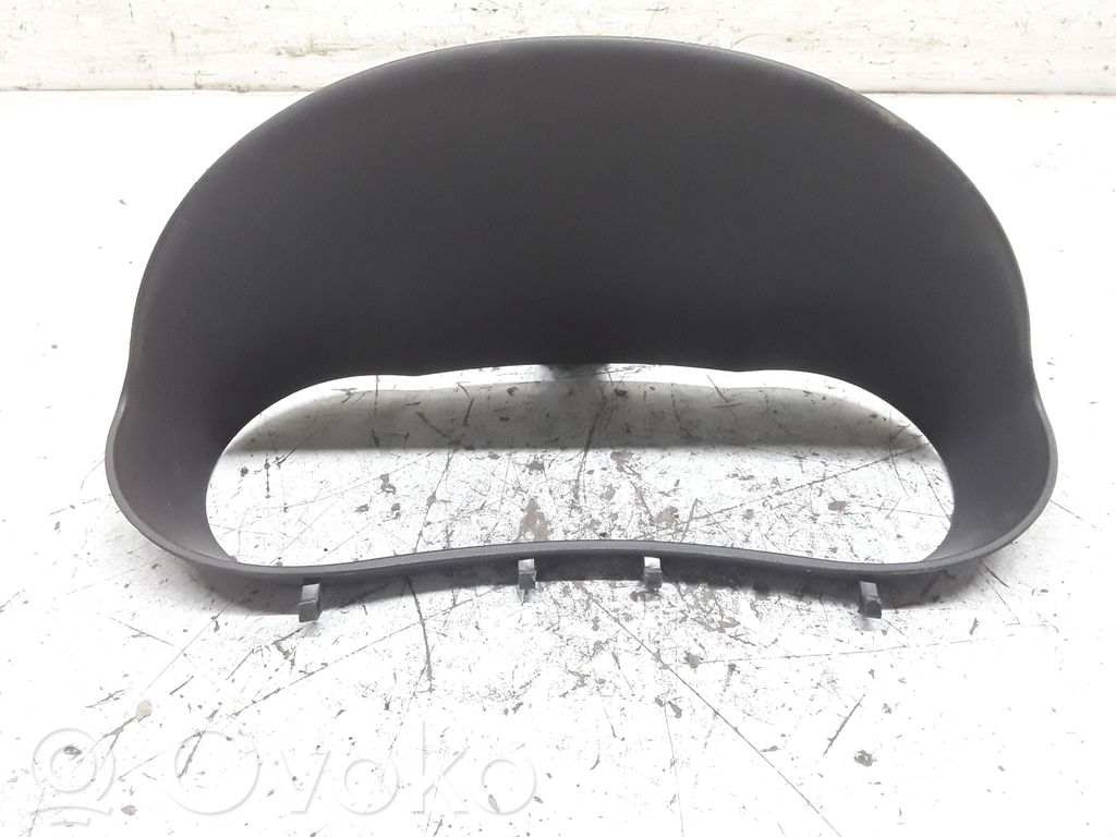 Renault Clio III Dashboard trim 