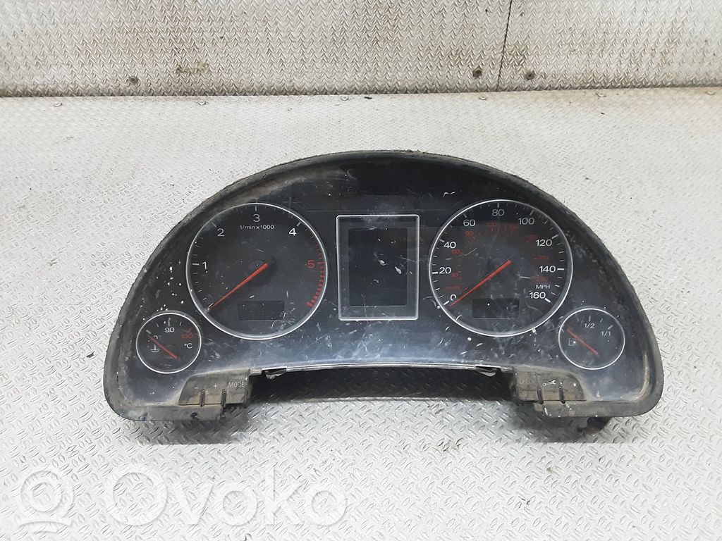 Audi A4 S4 B6 8E 8H Vitezometru (grup de instrumente) 