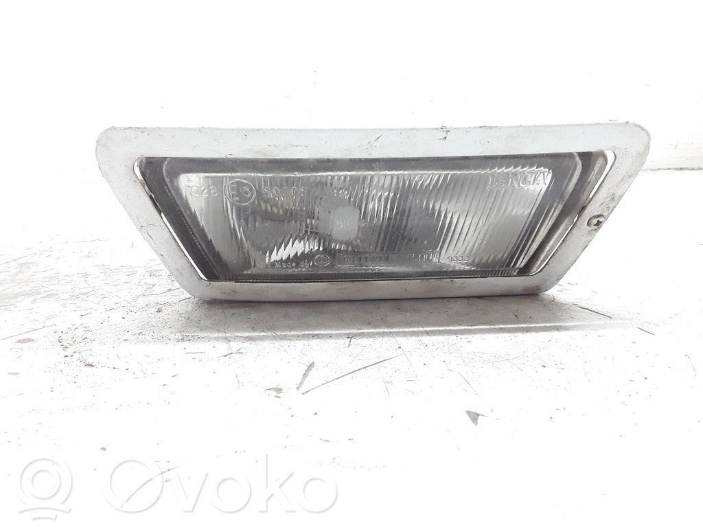 Miglas lukturis priekšā   36760748