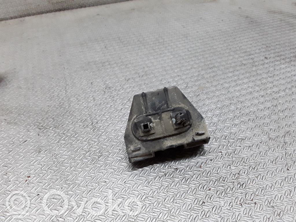 Toyota Avensis T250 Suport montare bară spate 