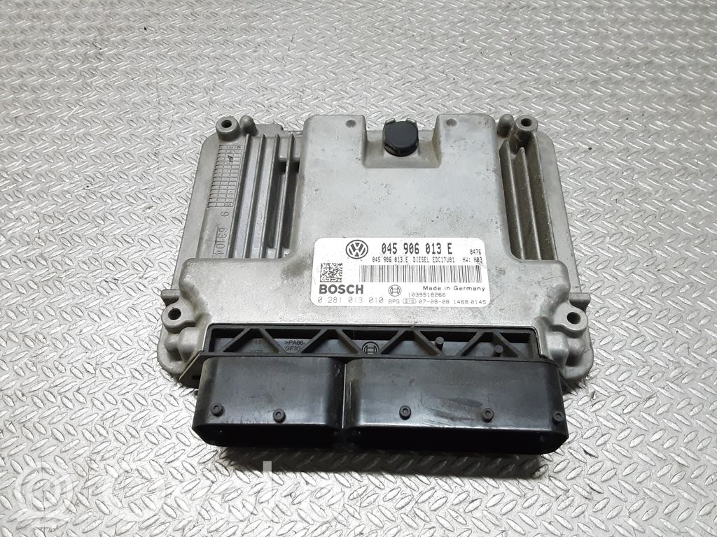 Volkswagen Polo IV 9N3 Unitate/modul de control motor