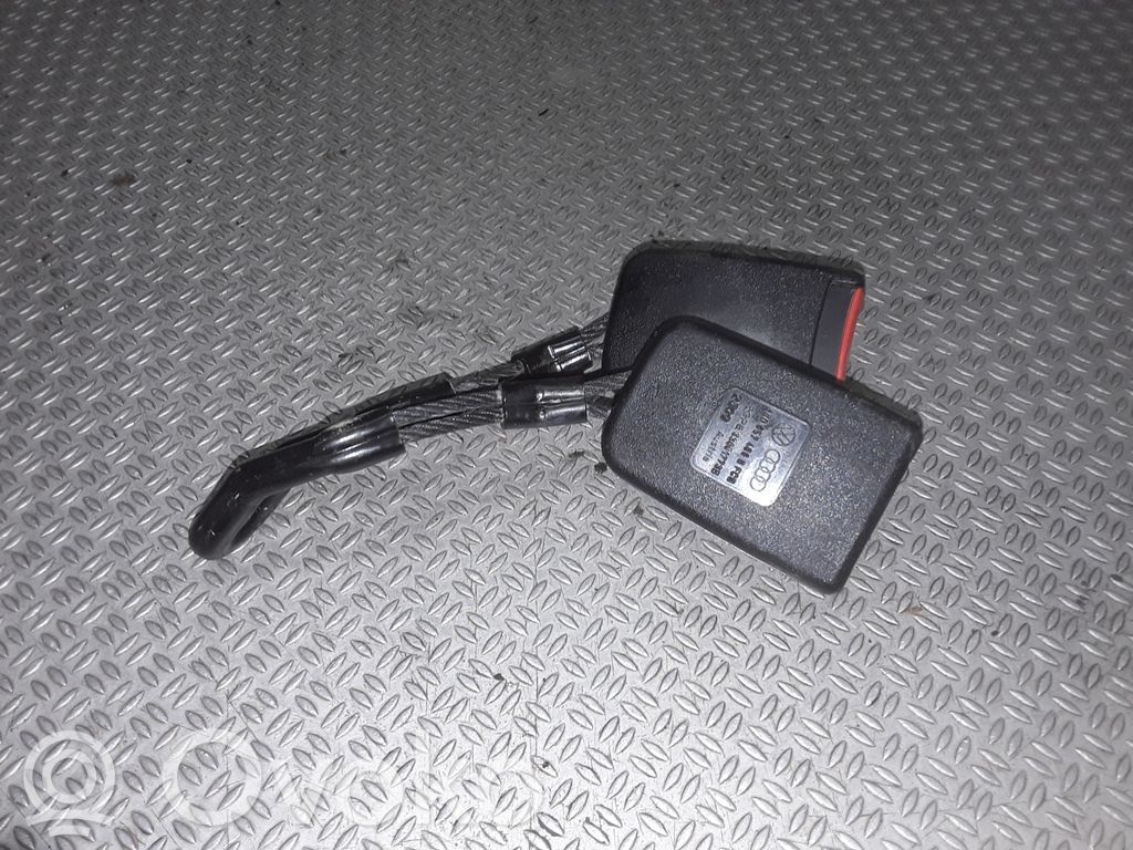 Volkswagen Golf IV Klamra tylnego pasa bezpieczeństwa 