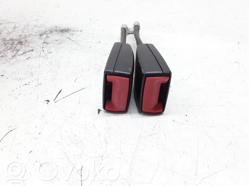 Seat Leon (1M) Gurtschloss hinten Mitte 