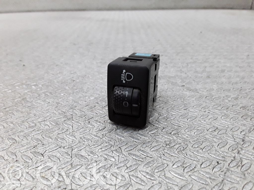 Headlight level height control switch