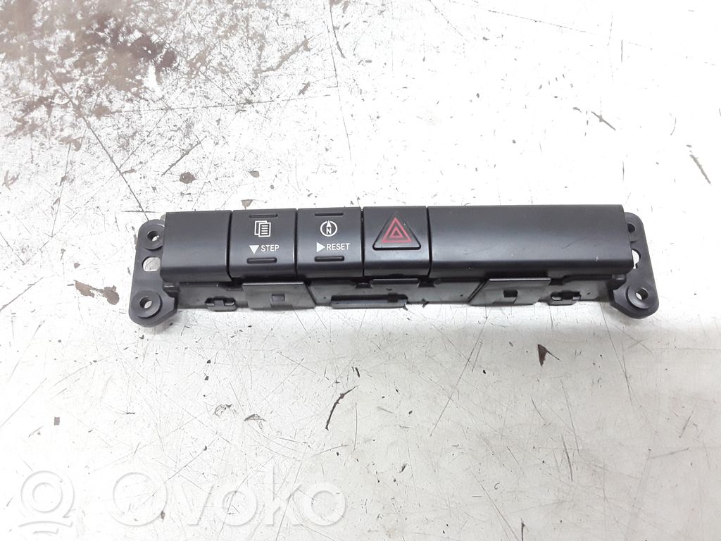 Chrysler Sebring (JS) Schalter Warnblinkanlage 