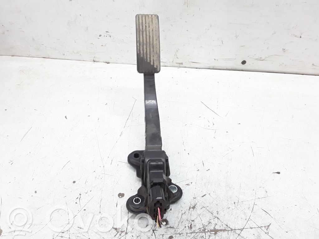 Chrysler Sebring (JS) Accelerator throttle pedal 
