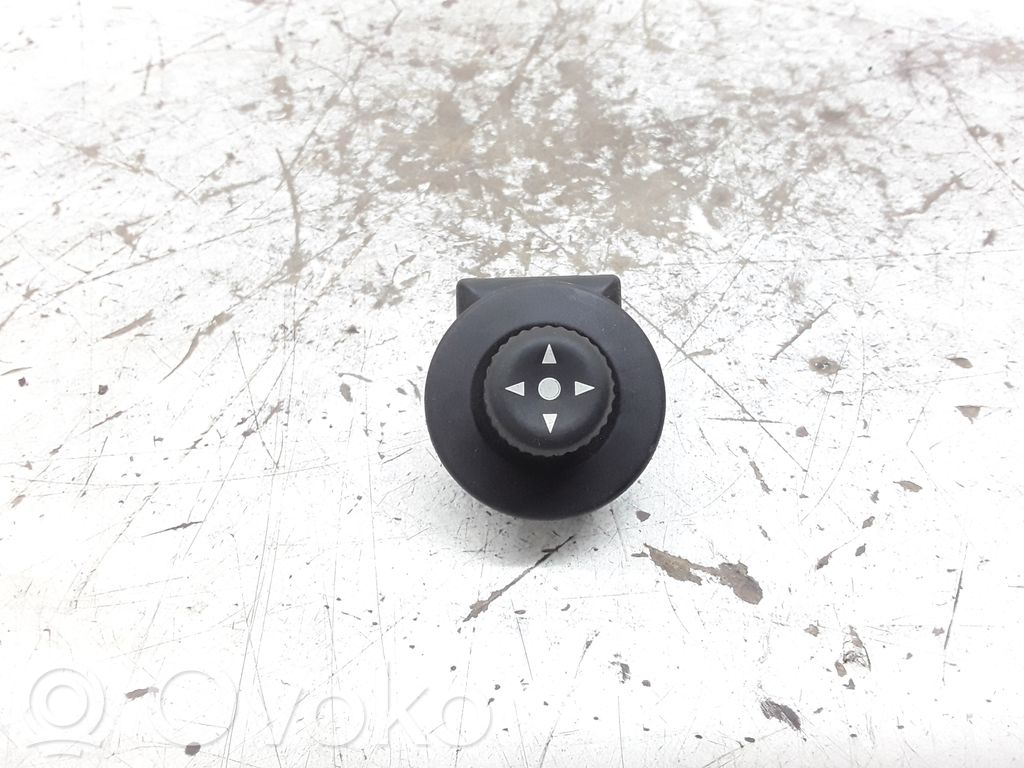 Peugeot Partner Wing mirror switch 