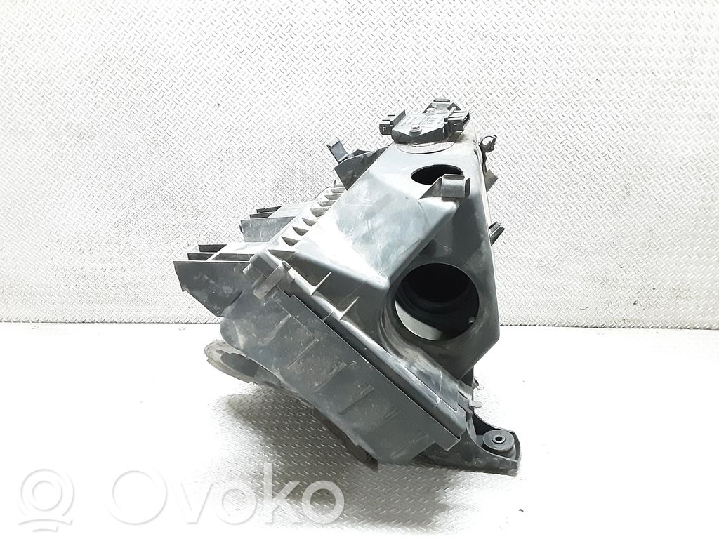 Volkswagen PASSAT B5 Ilmansuodattimen kotelo 