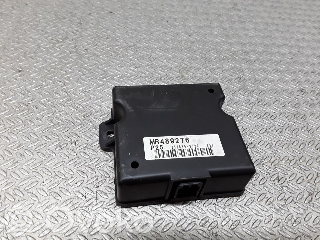 Mitsubishi Pajero Autres unités de commande / modules 