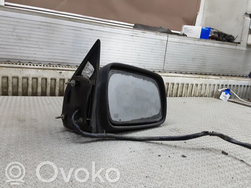 Jeep Cherokee Espejo lateral eléctrico de la puerta delantera 