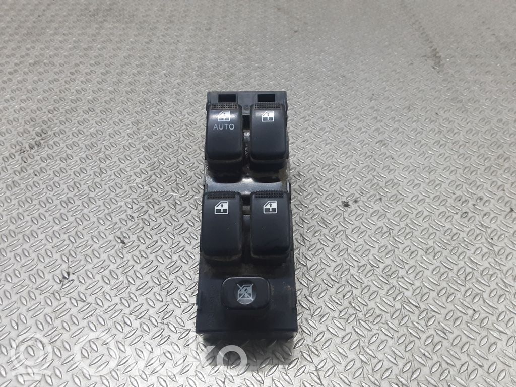 KIA Carens I Interruptor del elevalunas eléctrico 