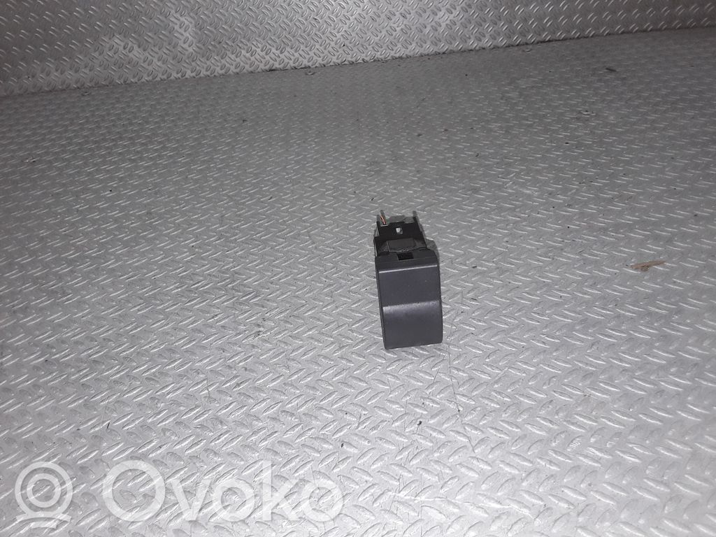 Other switches/knobs/shifts   03750390