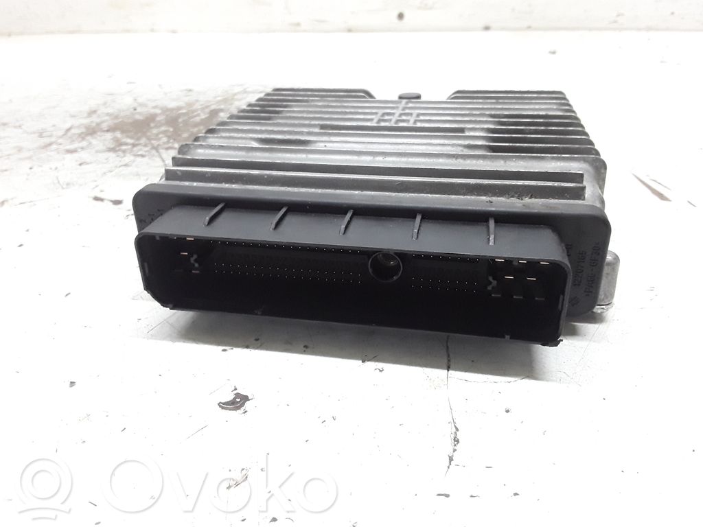 Variklio valdymo blokas   14520871