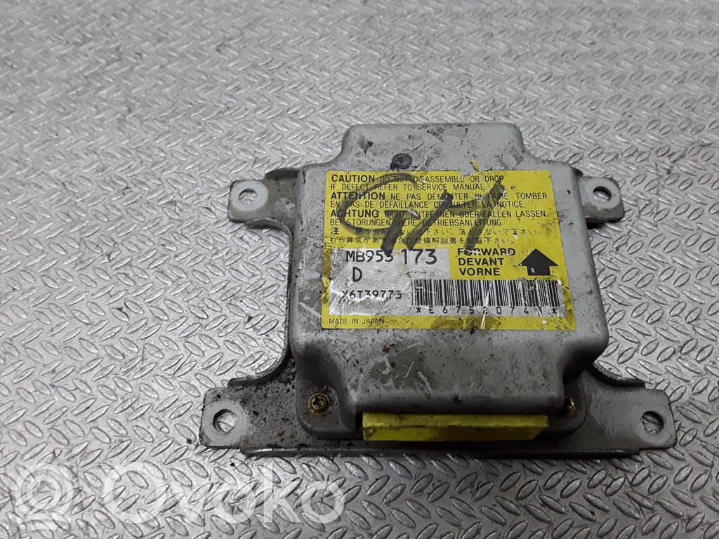 Mitsubishi Colt Airbag control unit/module 