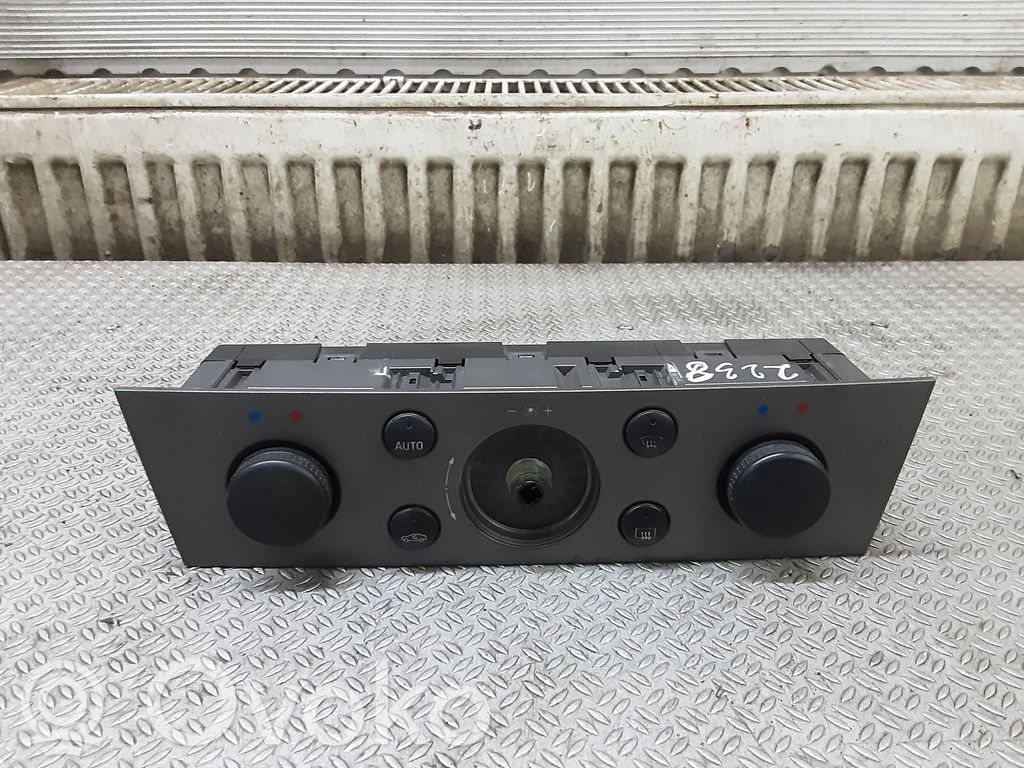 Opel Vectra C Climate control unit 